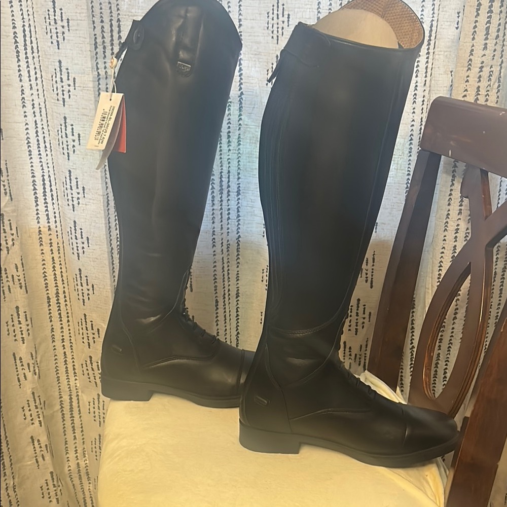 Women’s Equestrian Black Tall Riding Boots
